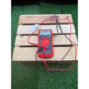 EverStart Digital Multimeter 10711WDI-7 Function Volt Ohm Amp Tester